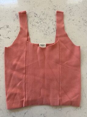 Abercrombie & Fitch Peach Cropped Tank Top - Small